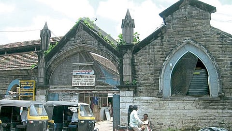 Anjali Kalamdani writes about culture history heritage Shivaji Market pune mandai