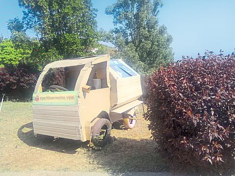 कचऱ्यातून फुलले उद्यान