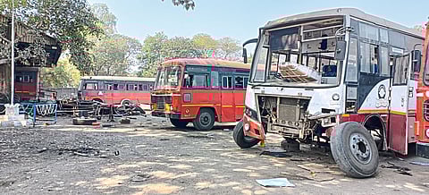 Bad condition of buses in Nawapur Bus Depot