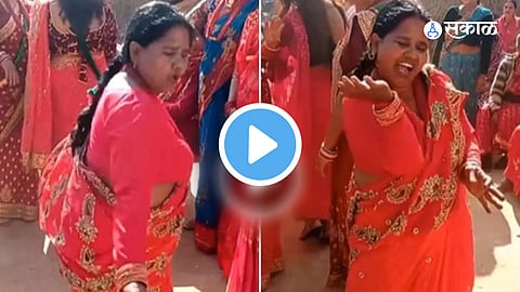 Aunty Dance