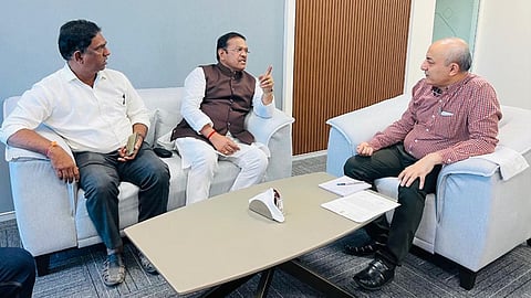 Shrirang Barne and Rahul Mahiwal