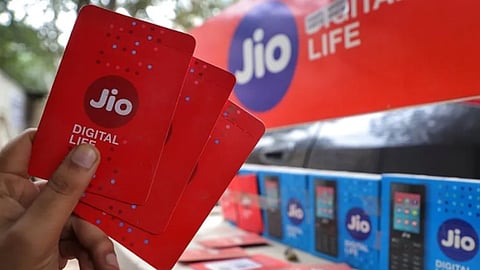 jio best recharge plan rs 395 unlimited calls and data for 84 days jio Affordable plan