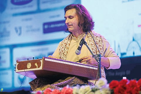 स्वरझंकार महोत्सवाचा सुरेल प्रारंभ