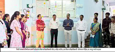 Jalgaon: CA Ravindra Patil, Prof. m. Ms. Salaries etc.