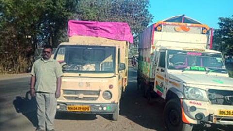 Vehicles impounded at Nimgul (Ta.Shindkheda)
