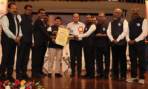 Vidya Pratishthan College of Baramati Awarded Best College education pune