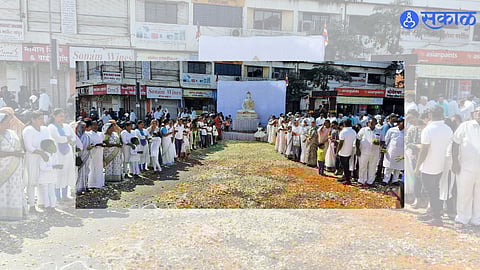तथागत भगवान बुध्दाच्या अस्थी धातू कलशाचे घेतले दर्शन