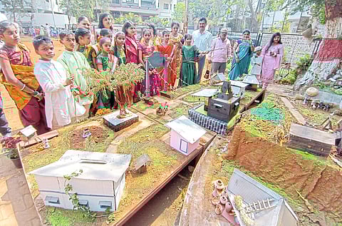 विद्यार्थ्यांनी अनुभवली ग्रामीण संस्कृती
