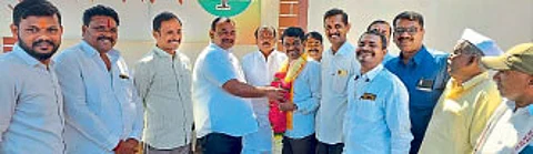 Bhalke assistant help to Avatade