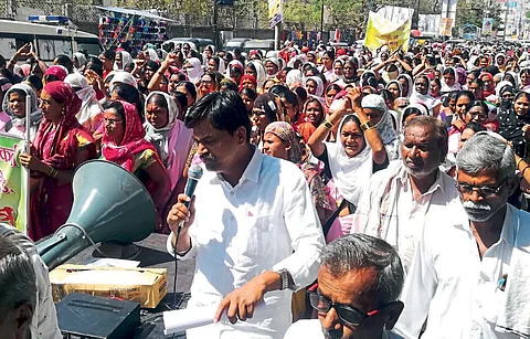 मोर्चा का