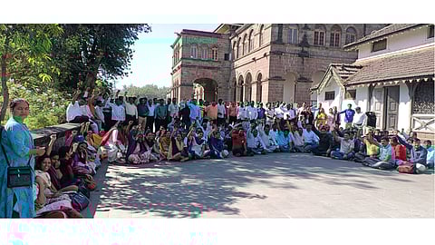 non teaching staff strike