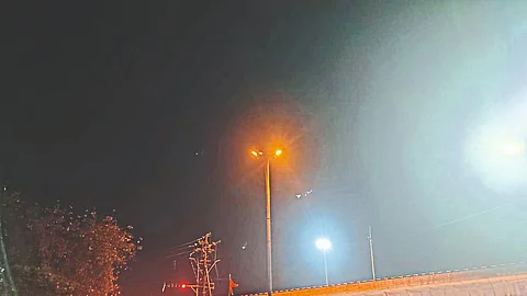 As soon as the news was published in the morning, the area of Dwarka lit up with electric lights