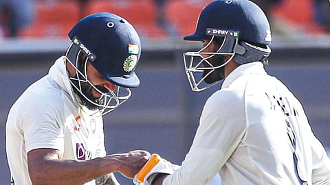 ind vs aus 4th-test Day 3 live-cricket-score in marathi