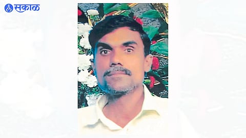 Farmer commits suicide due to lack of price for cotton jalgaon news