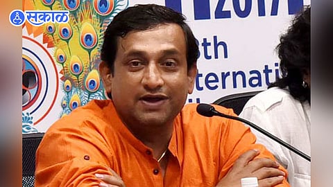 Prasad Oak shared reel post with wife manjiri oak about income tax and ED