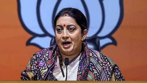 Smriti Irani vs Rahul Gandhi