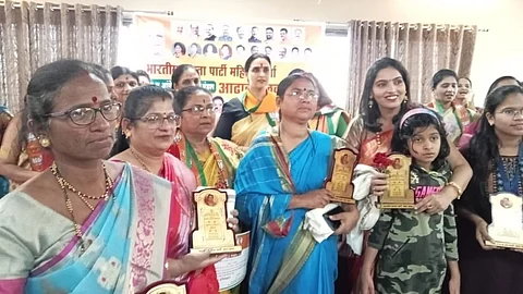chitra wagh Implement schemes announced Prime Minister Narendra Modi for women village