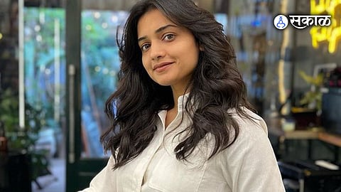 Hruta Durgule shared post and gives offer to fans to launch her new movie name release date and teaser
