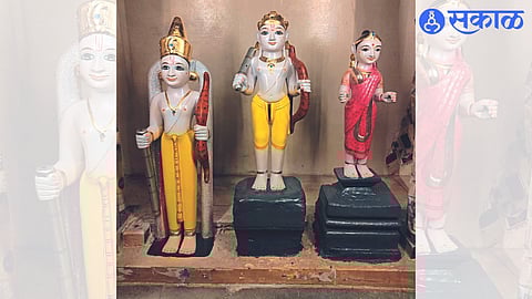 Preserved idols of Shri Ram Raya in the temple of Mahesh Nakil in Gangapur-Jalalpur Shivara.