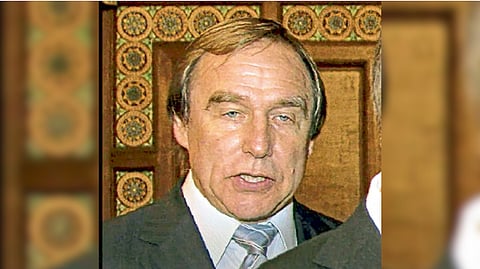 Swiss court convicted four bank executives who allowed a friend of Vladimir Putin to deposit Swiss bank