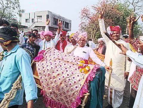 Bhongra Bazar has started in tribal villages Sangvi in Shirpur taluka dhule news