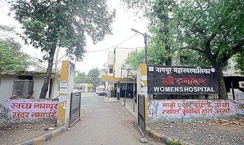 स्त्री रुग्णालयात
