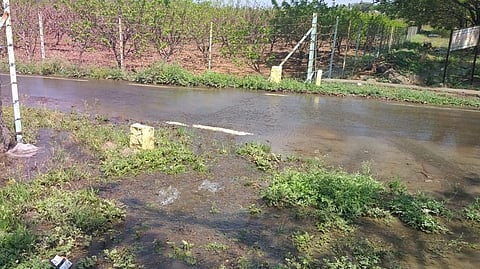 A major leak in the aqueduct