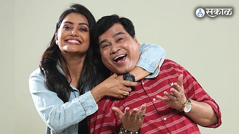 actor digambar naik and actress sonali patil new marathi play natak drama bai wadyatun ja