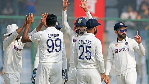 ind vs aus wtc-final-qualification-scenario-what-happens-if-india-fails-to-win-4th-test-sl-beat-new-zealand-in-1st-test cricket news in marathi kgm00