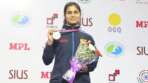 नेमबाज मनू भाकर हिने