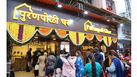 Mumbai Puranpoli Ghar