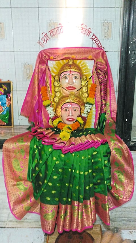 कवठे येमाई यात्रोत्सवानिमित्त
सोमवारपासून कार्यक्रमांची रेलचेल