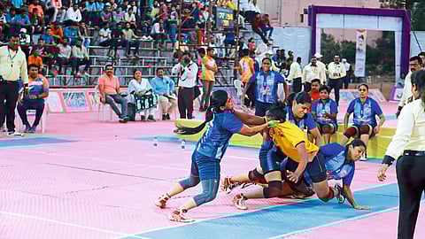 Rajya Kabaddi Spardha Pune Women Mumbai Team Final Winner in Mens Group jalgaon news