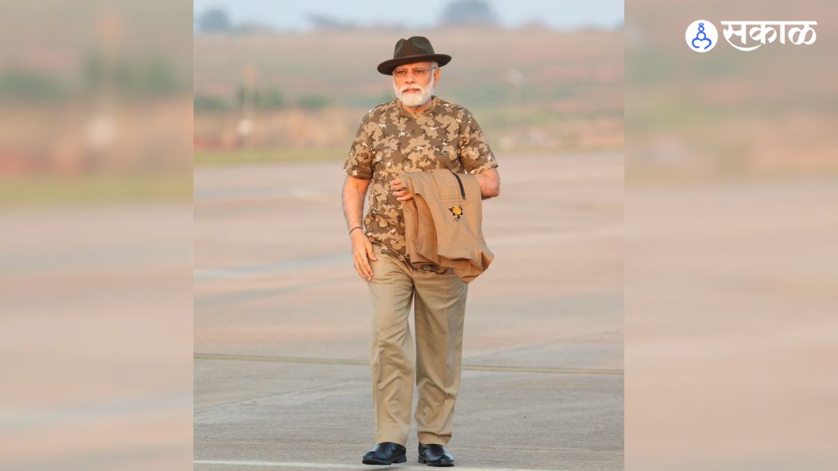 PM Modi Safari Look