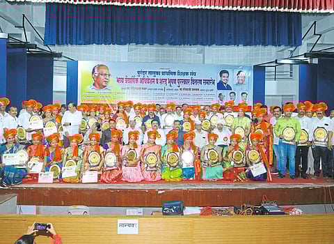 पुरंदरमधील ५५ जणांना ‘शरद भूषण’ पुरस्कार