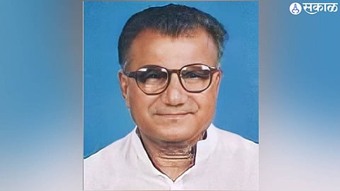 Solapur : काँग्रेसनं गमावला आणखी नेता; सलग सातवेळा खासदार झालेल्या नेत्याचं निधन