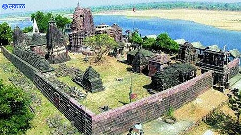 Maharashtra Din