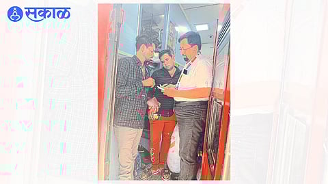 15 lakh fine collected from passengers who travel through railway without ticket