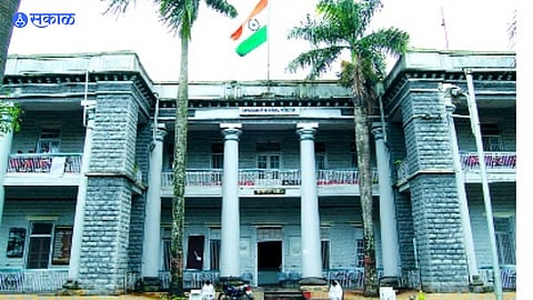 kolhapur collector office court order take action