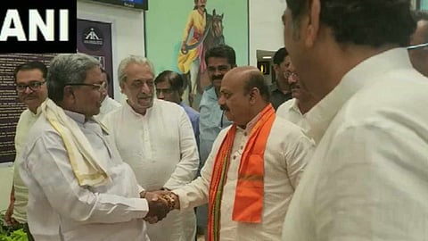 CM Basavaraj Bommai-Siddaramaiah Meet at Belagav Sambra Airport