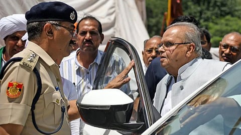 delhi police says ex jammu kashmir governor satya pal malik not detained
