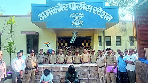 Superintendent of Police M. Rajkumar, Deputy Superintendent Rakesh Jadhav, Inspector Vijay Shinde, officers and staff.