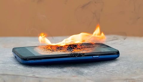Smartphone Explode