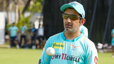 gautam gambhir viral video commentators surprised to see the smiling ipl 2023 cricket news in marathi kgm00