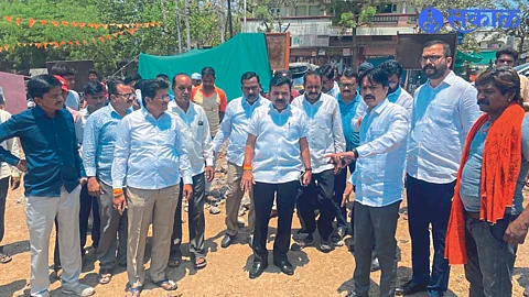 Deputy Mayor Kulbhushan Patil, Shiv Sena District Liaison Chief Sanjay Sawant inspecting the place for statue of Chhatrapati Shivaji Maharaj.