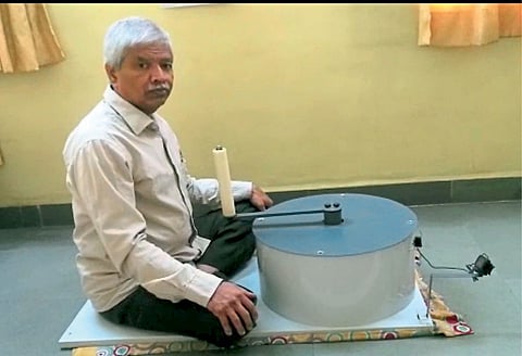 दत्तात्रेय गाडगीळ