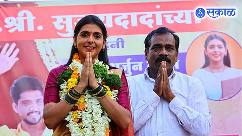 Appi Amchi Collector latest update appi became a collector zee marathi serial