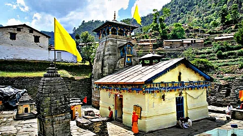 Triyuginarayan Temple History