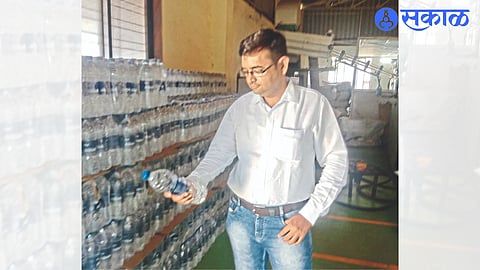 While inspecting bottled water at Shilapur, Food Safety Officer Go. Vs. Kasar