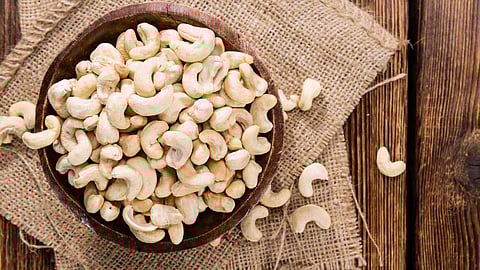 eating cashew disadvantages